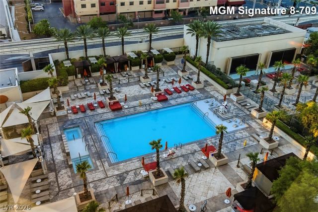 135 East Harmon Avenue 809, Las Vegas, NV 89109