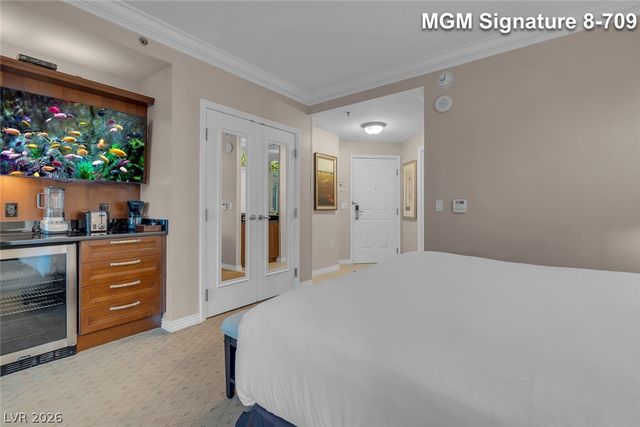 135 East Harmon Avenue 809, Las Vegas, NV 89109