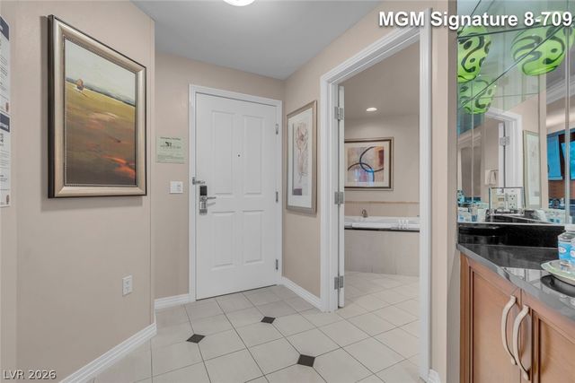 135 East Harmon Avenue 809, Las Vegas, NV 89109