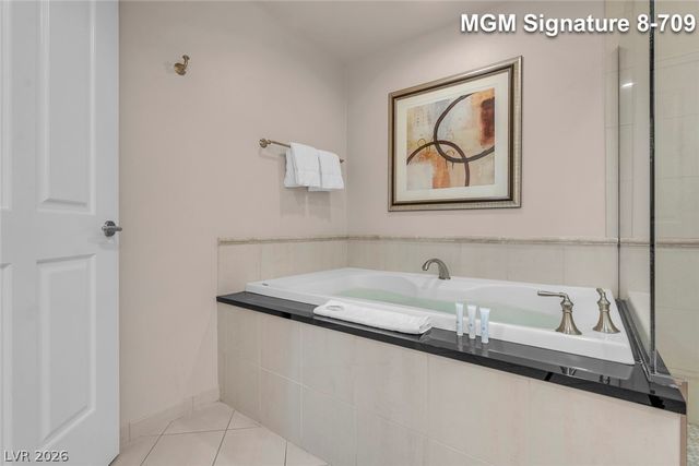 135 East Harmon Avenue 809, Las Vegas, NV 89109