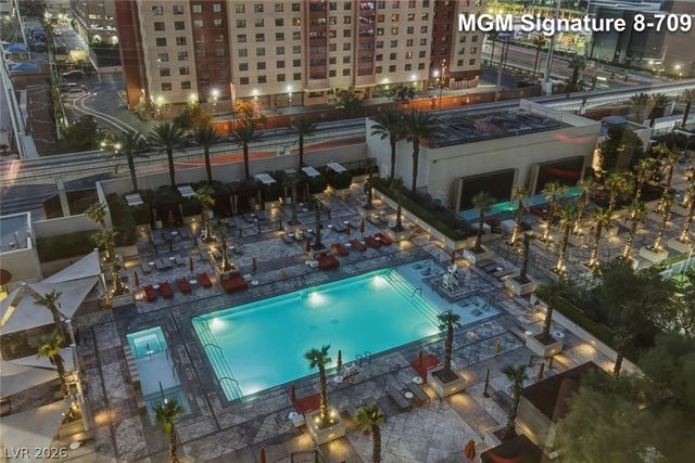 135 East Harmon Avenue 809, Las Vegas, NV 89109