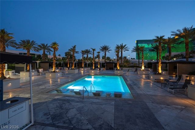 135 East Harmon Avenue 809, Las Vegas, NV 89109