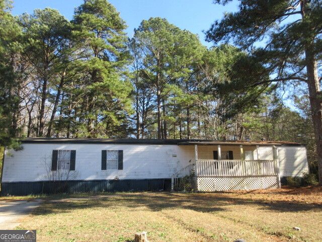 269 Lakeview Drive, Locust Grove, GA 30248