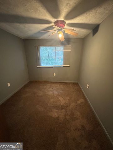 269 Lakeview Drive, Locust Grove, GA 30248