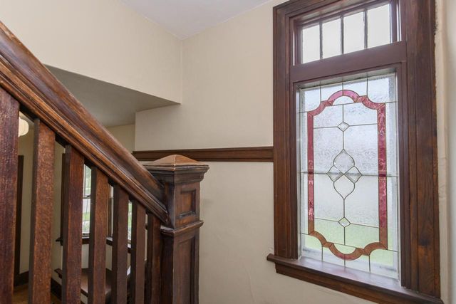 210 Park AVENUE, Mukwonago, WI 53149