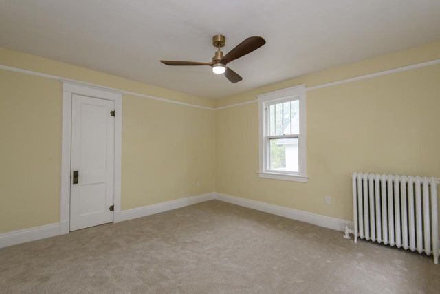 210 Park AVENUE, Mukwonago, WI 53149