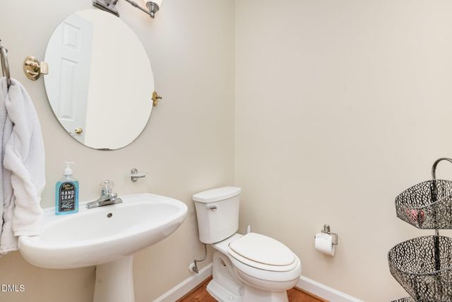 102 Winston Ridge Drive, Chapel Hill, NC 27516