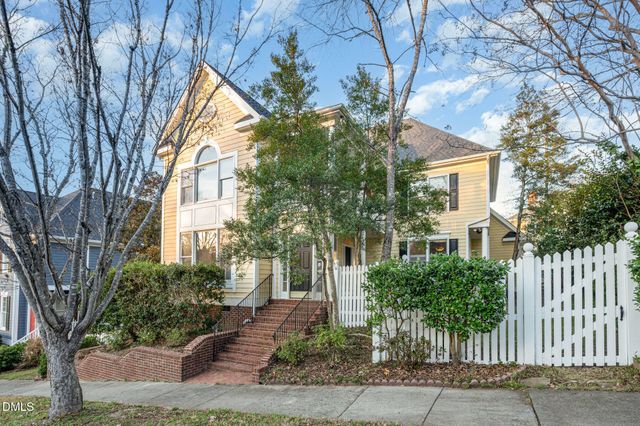 102 Winston Ridge Drive, Chapel Hill, NC 27516