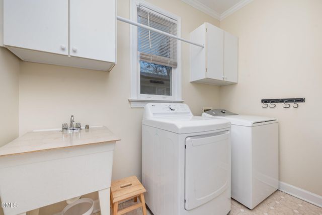 102 Winston Ridge Drive, Chapel Hill, NC 27516