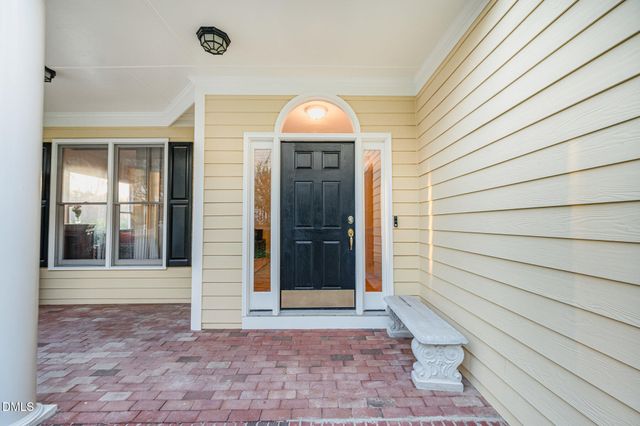 102 Winston Ridge Drive, Chapel Hill, NC 27516