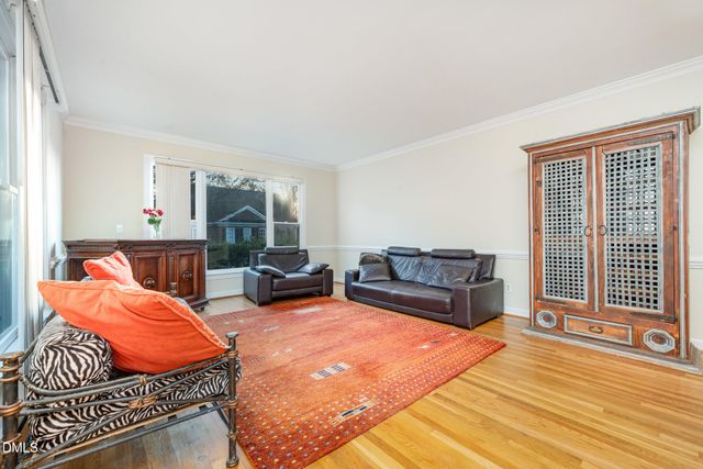 102 Winston Ridge Drive, Chapel Hill, NC 27516