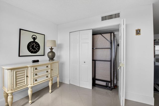 5500 NW 2nd Avenue 718, Boca Raton, FL 33487