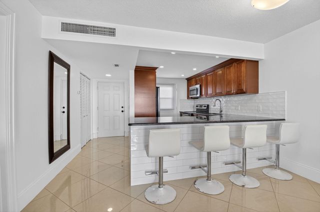 5500 NW 2nd Avenue 718, Boca Raton, FL 33487