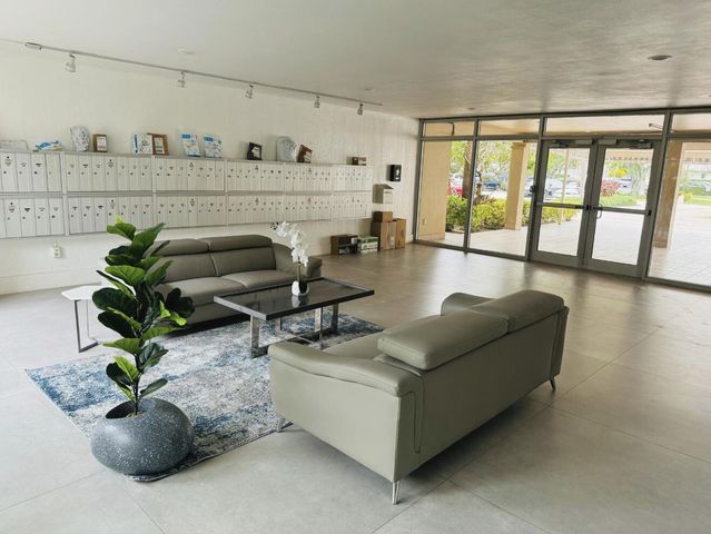5500 NW 2nd Avenue 718, Boca Raton, FL 33487