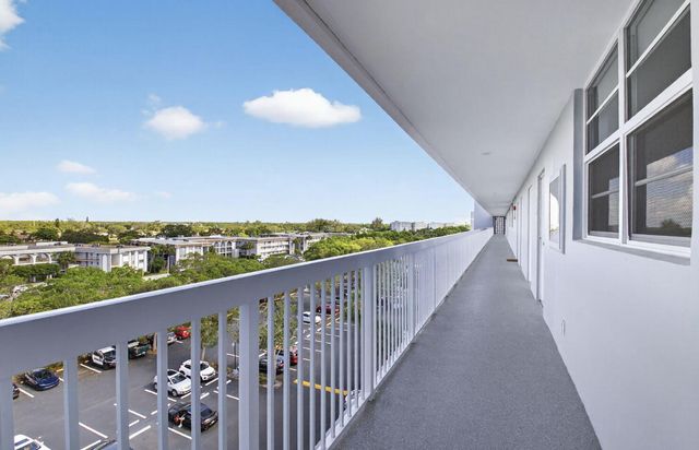 5500 NW 2nd Avenue 718, Boca Raton, FL 33487