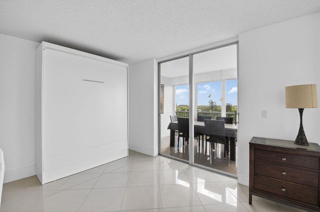5500 NW 2nd Avenue 718, Boca Raton, FL 33487