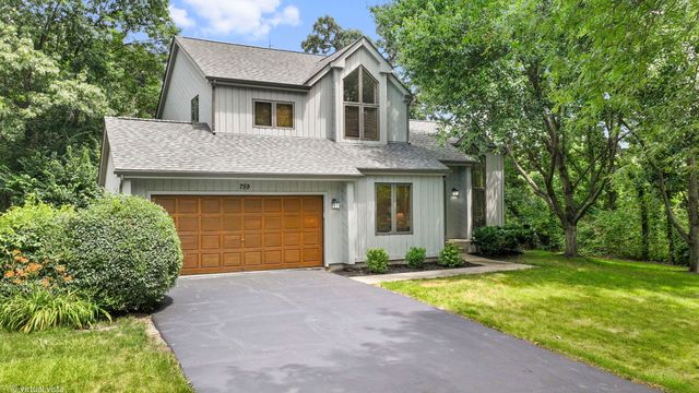 759 Feather Sound Drive, Bolingbrook, IL 60440