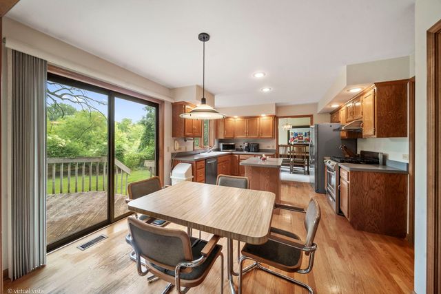 759 Feather Sound Drive, Bolingbrook, IL 60440