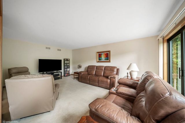 759 Feather Sound Drive, Bolingbrook, IL 60440