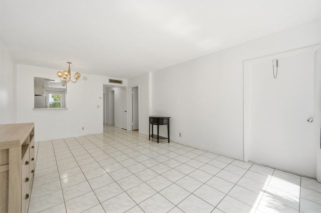 1333 E Hallandale Beach Boulevard 335, Hallandale Beach, FL 33009