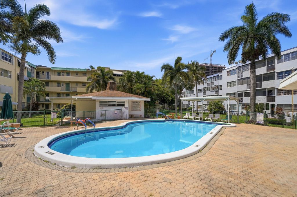 1333 E Hallandale Beach Boulevard 335, Hallandale Beach, FL 33009