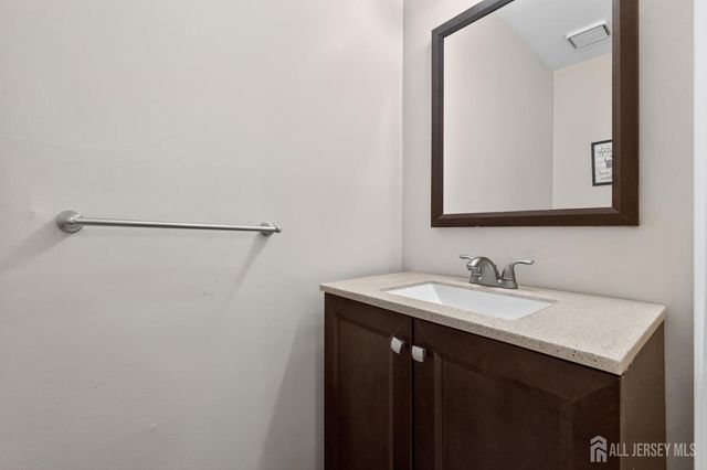 404 McDowell Drive, East Brunswick, NJ 08816