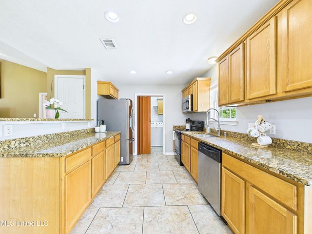 15920 Hardwood Place, Biloxi, MS 39532