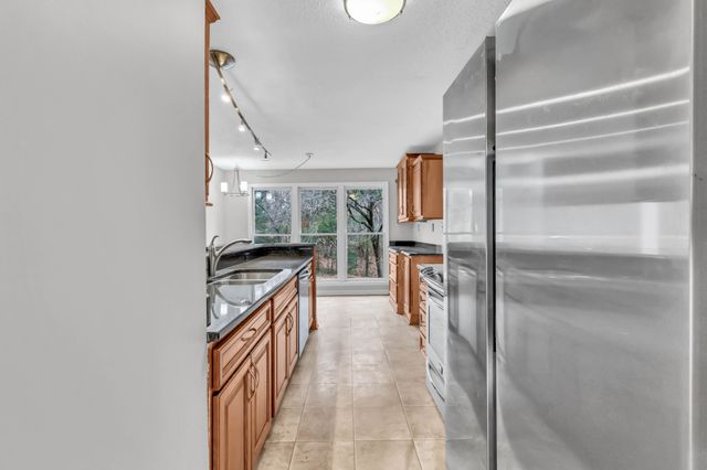 331 Dunbrook Dr, Clarksville, TN 37043