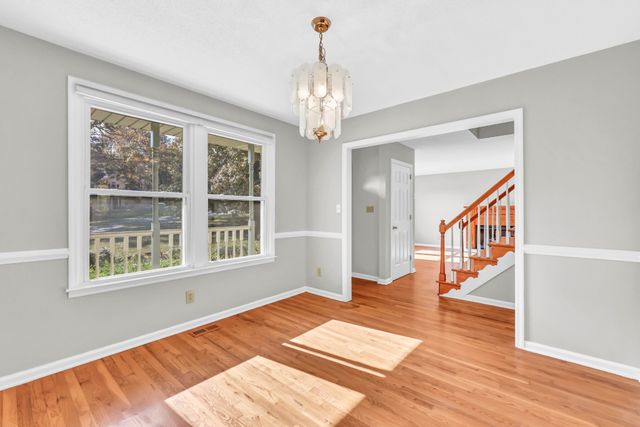 331 Dunbrook Dr, Clarksville, TN 37043