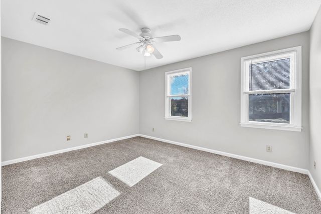 331 Dunbrook Dr, Clarksville, TN 37043