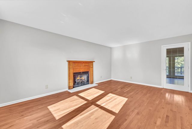 331 Dunbrook Dr, Clarksville, TN 37043