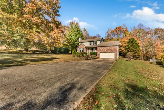 331 Dunbrook Dr, Clarksville, TN 37043