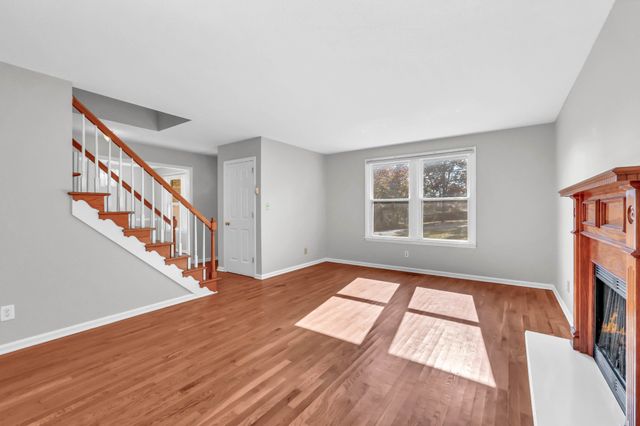 331 Dunbrook Dr, Clarksville, TN 37043