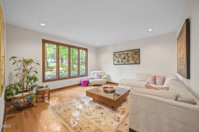 12117 Cliffside Circle, Raleigh, NC 27609