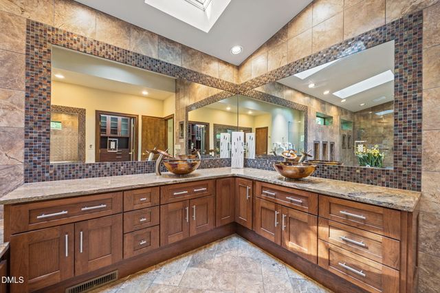 12117 Cliffside Circle, Raleigh, NC 27609