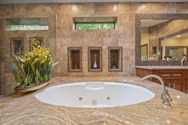 12117 Cliffside Circle, Raleigh, NC 27609