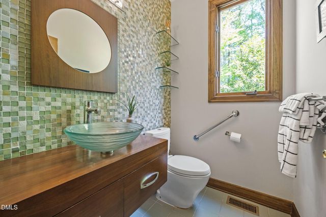 12117 Cliffside Circle, Raleigh, NC 27609