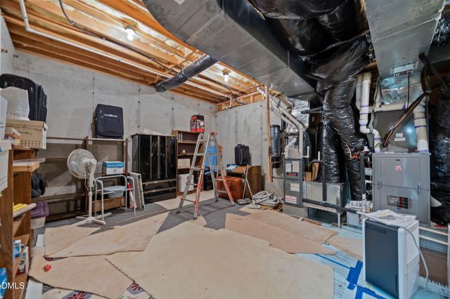 12117 Cliffside Circle, Raleigh, NC 27609