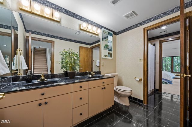 12117 Cliffside Circle, Raleigh, NC 27609