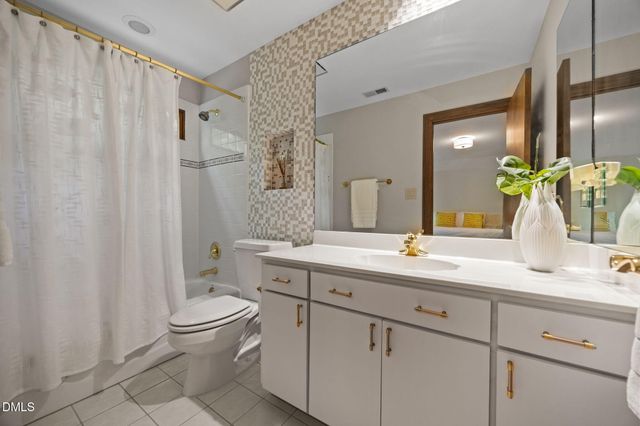 12117 Cliffside Circle, Raleigh, NC 27609