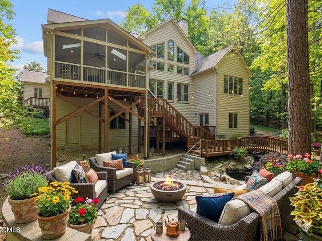 12117 Cliffside Circle, Raleigh, NC 27609