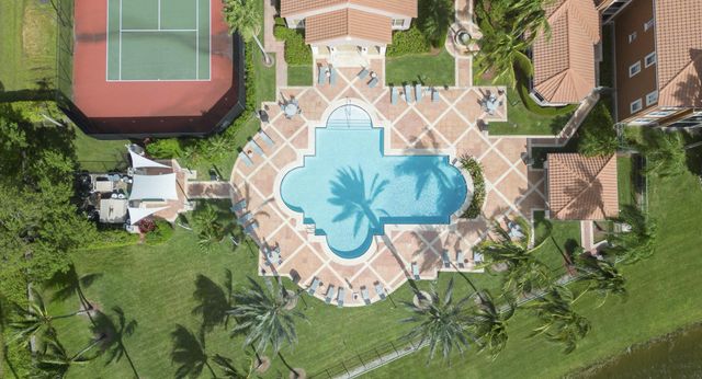 11790 St Andrews Place, Wellington, FL 33414