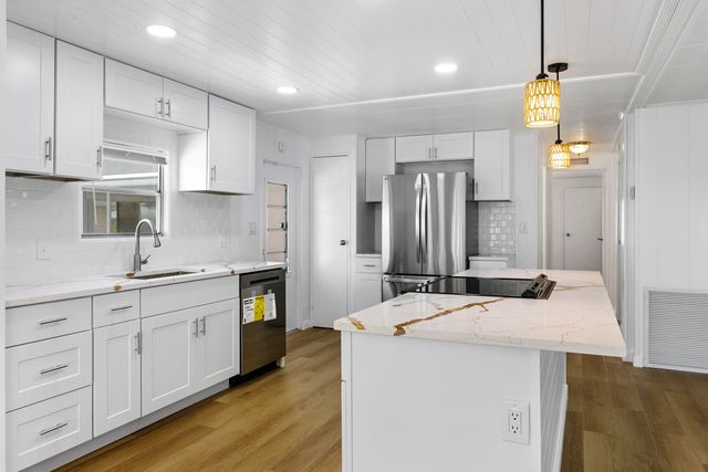 39016 Gayle Bay, Boynton Beach, FL 33436