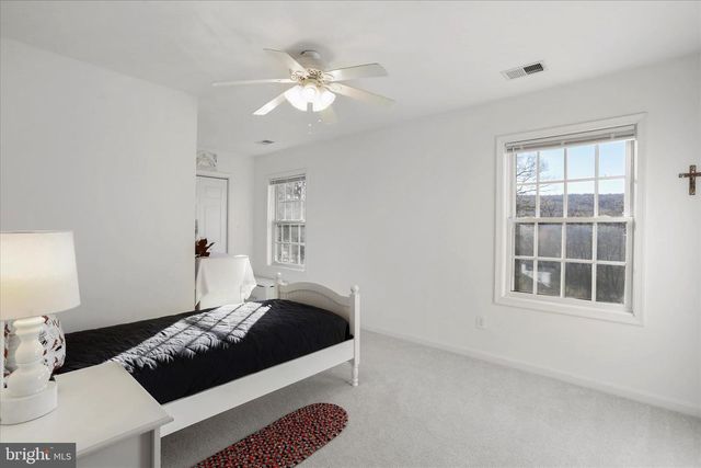 1170 HIGHRIDGE RD, Front Royal, VA 22630