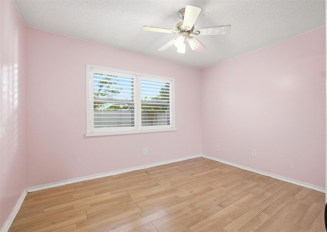 2702 NW 98th Way, Coral Springs, FL 33065