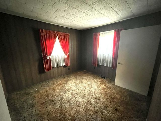 370 Chestnut Street, Benham, KY 40807