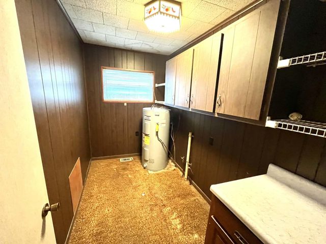 370 Chestnut Street, Benham, KY 40807