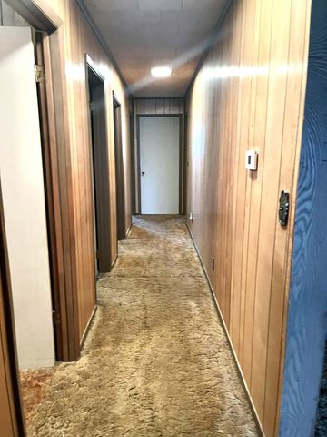 370 Chestnut Street, Benham, KY 40807