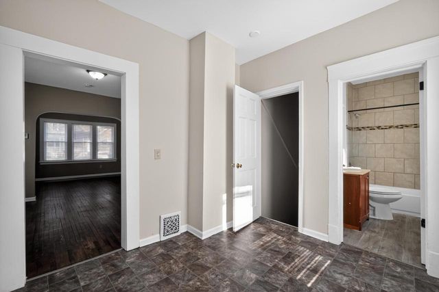 5256 N 36th STREET, Milwaukee, WI 53209