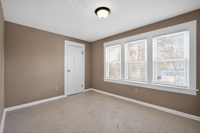 5256 N 36th STREET, Milwaukee, WI 53209